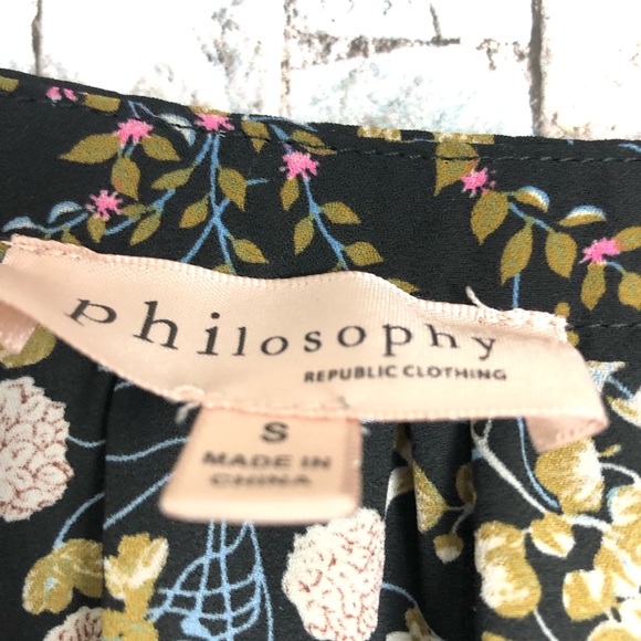 Philosophy Black Print Floral Blouse - Picture 3 of 4